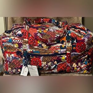 Vera Bradley FALL PEANUTS LARGE Duffel Bag NWT Free Shipping!